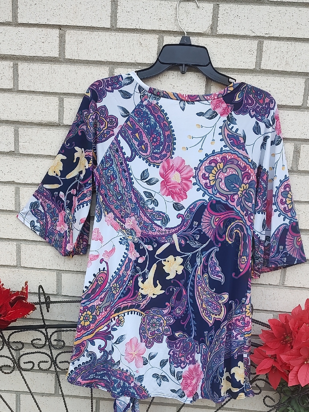 Flower 🌺 Top - Picture 7 of 9